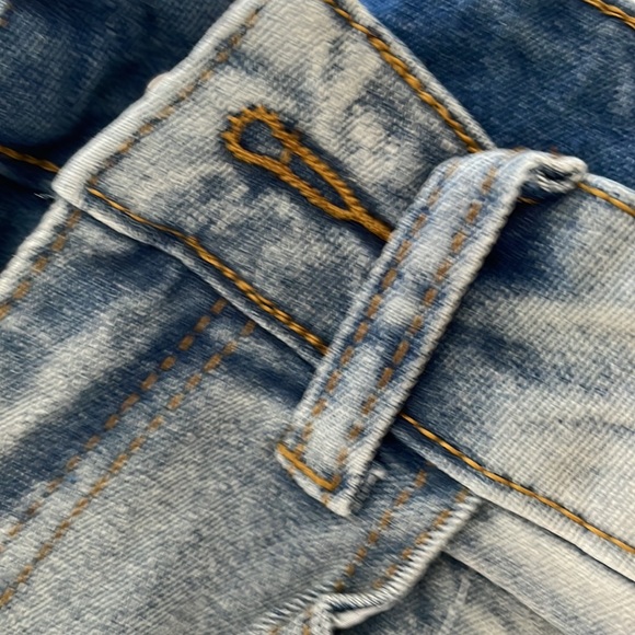 Straight women leg jeans with side heart shaped | S - Picture 6 of 9